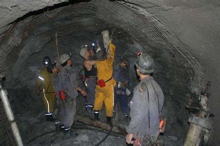 青川工程爆破中的危险因素分析以及应对工程爆破危险的措施